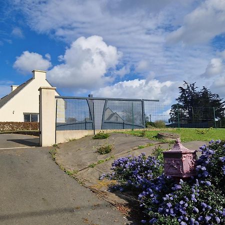 Nice Holiday Home With Beautiful Garden, Paimpol Bagian luar foto