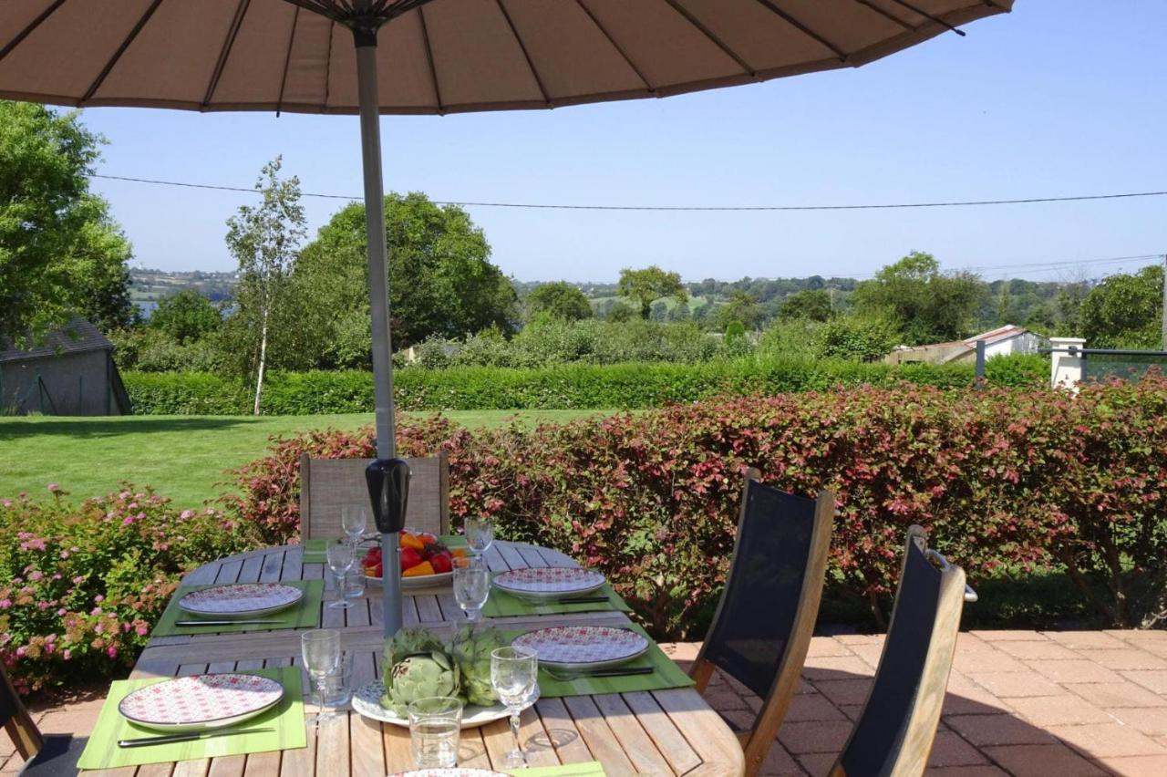 Nice Holiday Home With Beautiful Garden, Paimpol Bagian luar foto